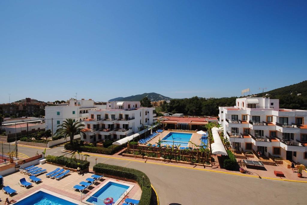 Casa Luis Apartments Santa Eulària des Riu Exterior foto